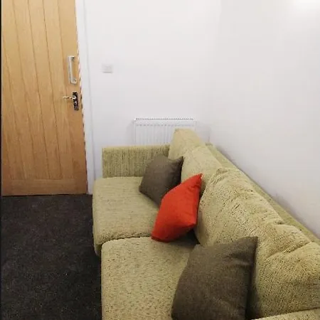 Apartament Park Lane Ground Floor - Town Centre Location - Free Overnight Parking Workington